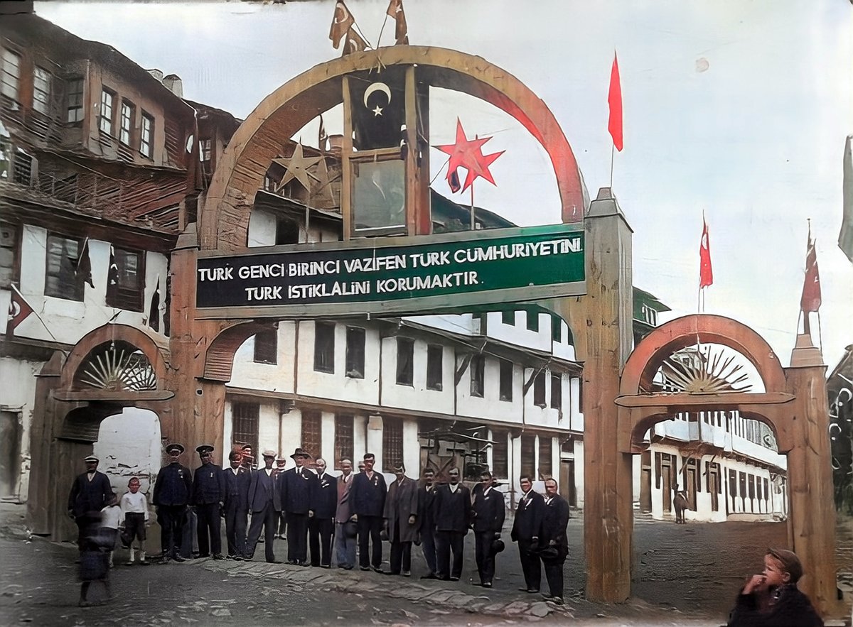 📍Niksar 1930′lar  

📸 / Muhsin Gülsoy