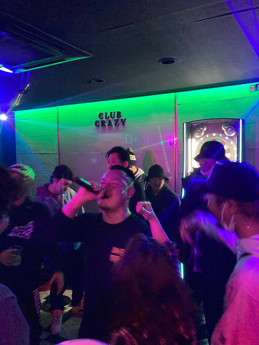 rap_wanyu's tweet photo. 遅ればせながら
千葉・本八幡CLUB BAR CRAZY
藪知らずFINAL
有難う御座いました！ https://t.co/r1OyaGq3SW