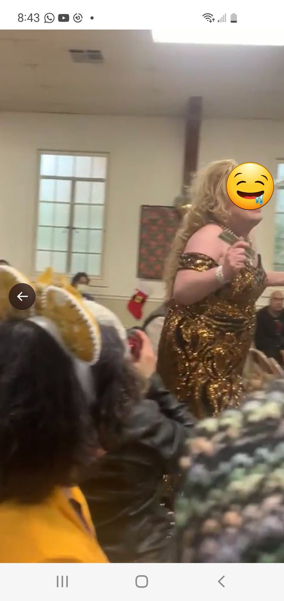 BrianBugkiller's tweet photo. @GarryBredefeld Actually it was the john brown body cam guys who where on the side of the queens who messed up with thier body cam video and showed they where giving dollar bills to performers , like adults do at a strip club. That crosses the clean fam fun https://t.co/LxLEXTknLf