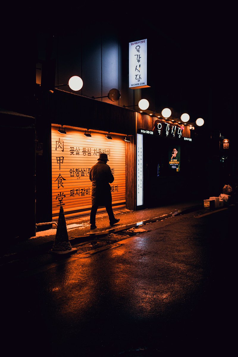 Meet me under the broken light. Gm fam have a lovely day