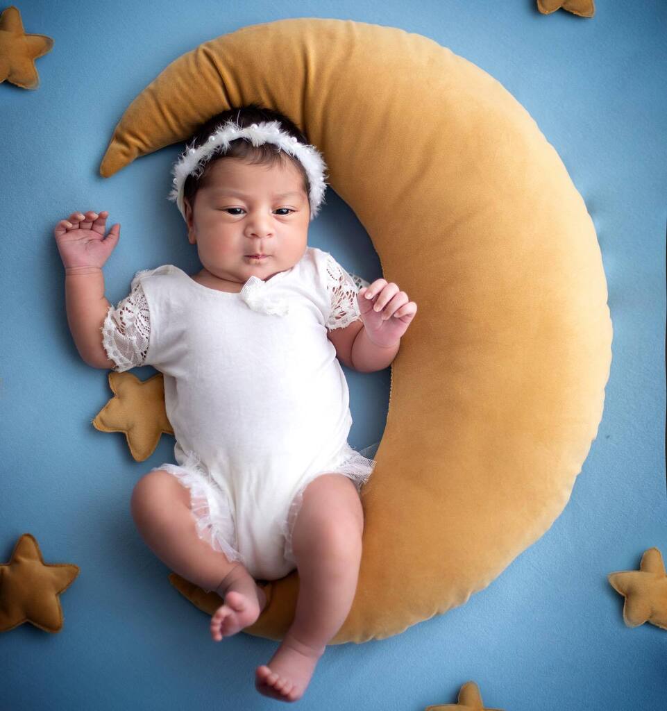 Cute little angel 😇 👼 

#newbornshootmumbai #newbornphotographermumbai #newbornphotographerindia #babiesofinstagram #babyshower #babygirl #newparent #parentstobe #parentinggoals #dadtobe #babiesbabiesbabies #babiesenthusiasts #newnornphotography #bab… instagr.am/p/CmGK9H8vx6d/
