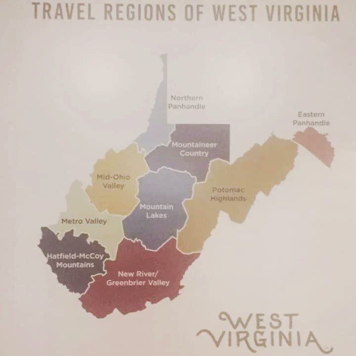 StreetMade's tweet image. I look...ROUGH!!!😂 #West #Virginia is NOT the state for me to be #traveling through at night, doing 75-80mph on top of these #mountains 😭 🤦...