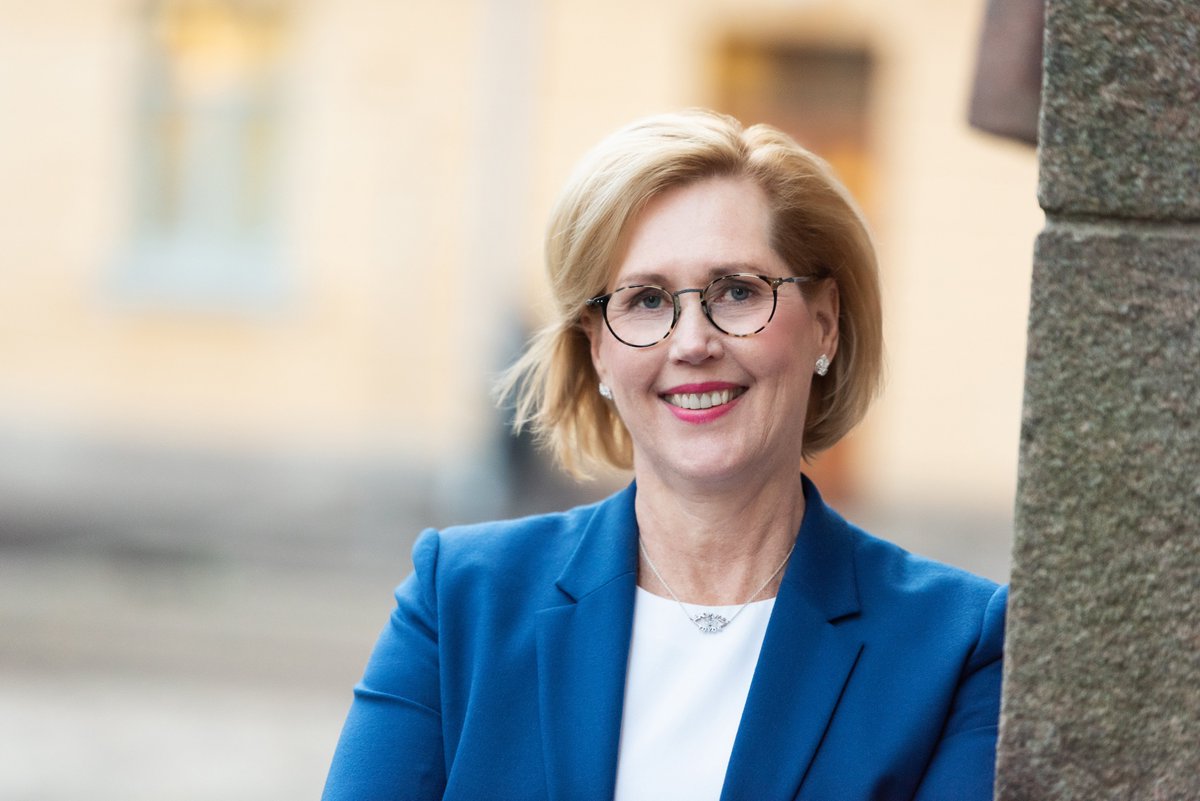 #FinlandMeansEmployment
Welcome to #India Minister <a href="/TuulaHaatainen/">Tuula Haatainen</a>! 🇫🇮🇮🇳 
The Minister shall be taking part in high-level meetings, and events in #Delhi and #Mumbai, our much anticipated #FINCHAMGala and more. 
Stay tuned for more!
#finlandworks #talentboost #FinlandMeansBusiness