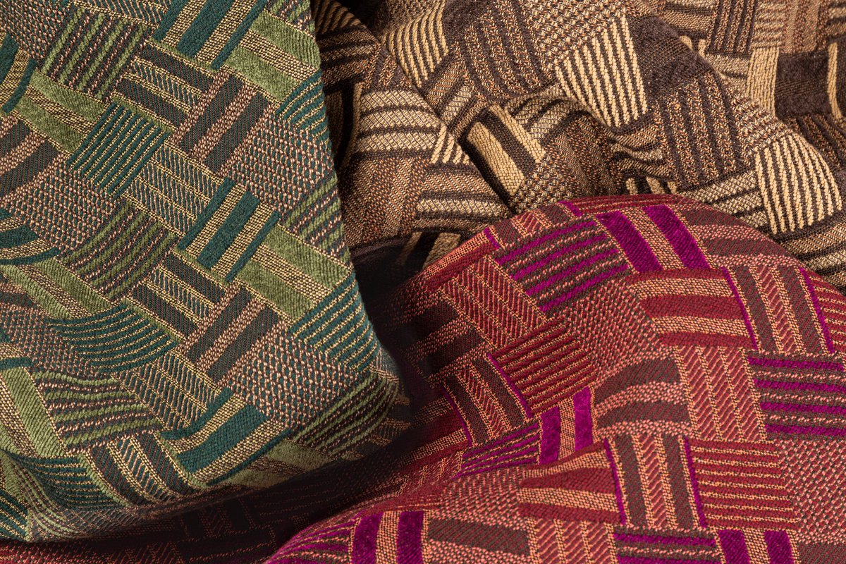 tabruspa's tweet photo. Georgeus geometric designs for this selection of ecofrindly fabrics.
#fabric #ecofriendly #fashion #geometric #materials #texture #texile #jaquard #loom #luxury #style #research #innovation #ideas #inspiring #wintercollection #italy #TaBru https://t.co/a1SQQWU6vS