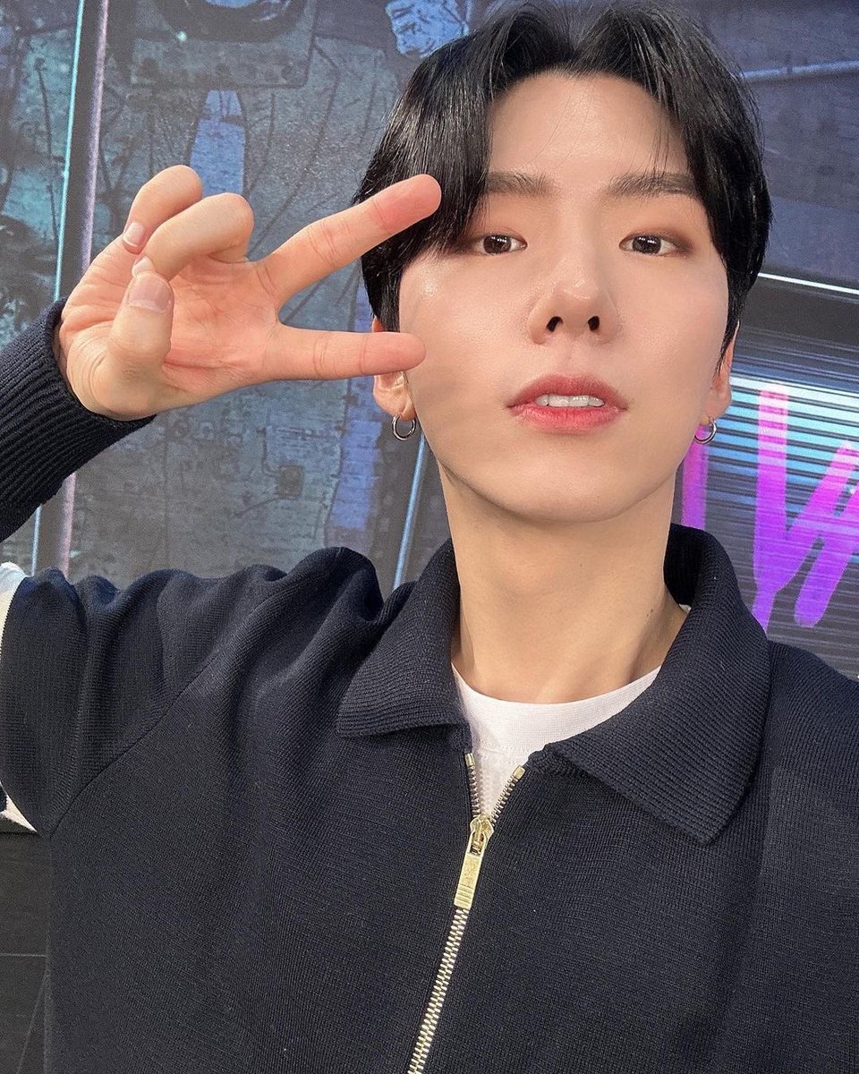 DeepBluekh's tweet image. 221213 #기현 #KIHYUN 

[ yookihhh ]

PLAY!