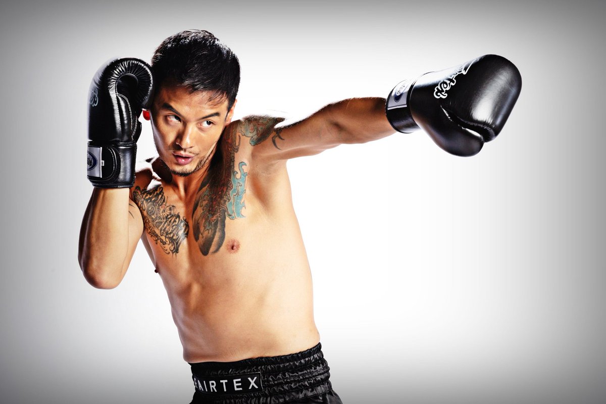 10Fight10's tweet photo. อึด! ฟิต! ซัดจัดหนักแน่นอน!!!
.
🥊คู่ที่ 10 "กาย รัชชานนท์" #ทีมขาว  ปะทะเดือด "บีม ศรัณยู" #ทีมดำ
.
📍 จัดหนัก! วันพุธที่ 14 ธันวาคมนี้ ถ่ายทอดสด เวลา 20.05 น. 
 .
#10Fight10Season3  
#10Fight10PresentedbyGSBATTERYSS3
#WorkPoint 
#Workpoint23 
#เจมีดี 
#GSBATTERY https://t.co/vW7iVDPTtJ