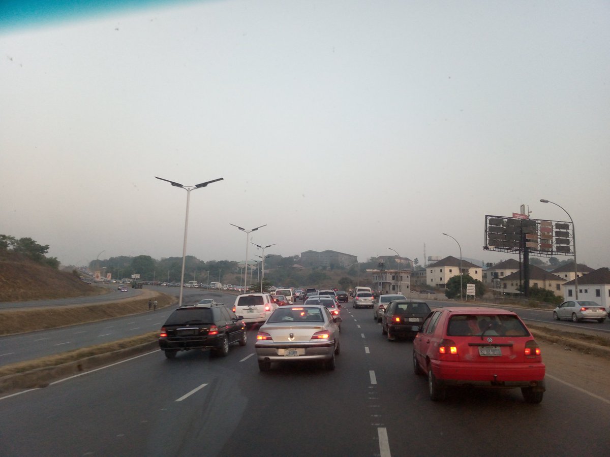 Austynzogs's tweet image. @Gidi_Traffic 07h30: Nyanya, Abuja-Keffi Expressway #AbujaTraffic