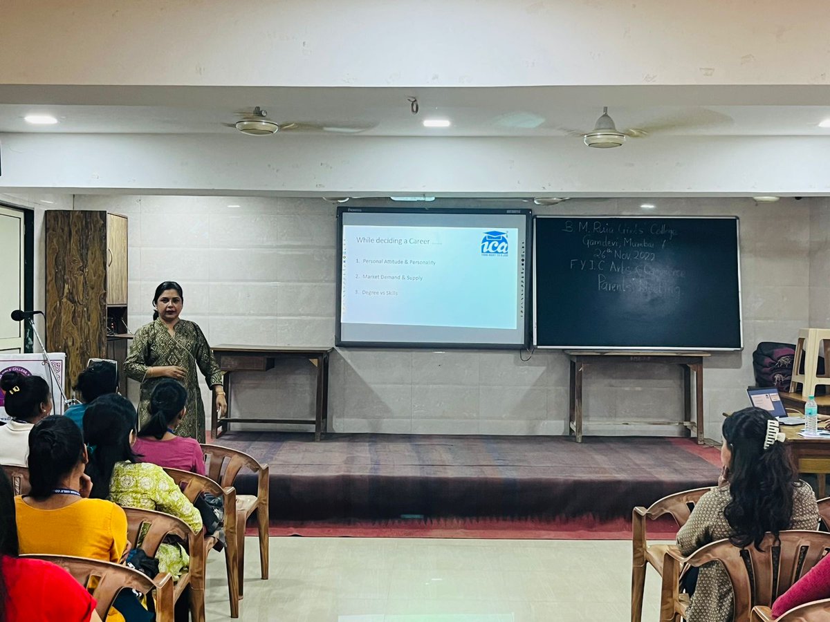 dadar_ica's tweet photo. Freedome from Unemployment with ICA DADAR 🎓💵
Career seminar with Interview skills preparation program successfully conducted at College https://t.co/iFpnbtTUAx