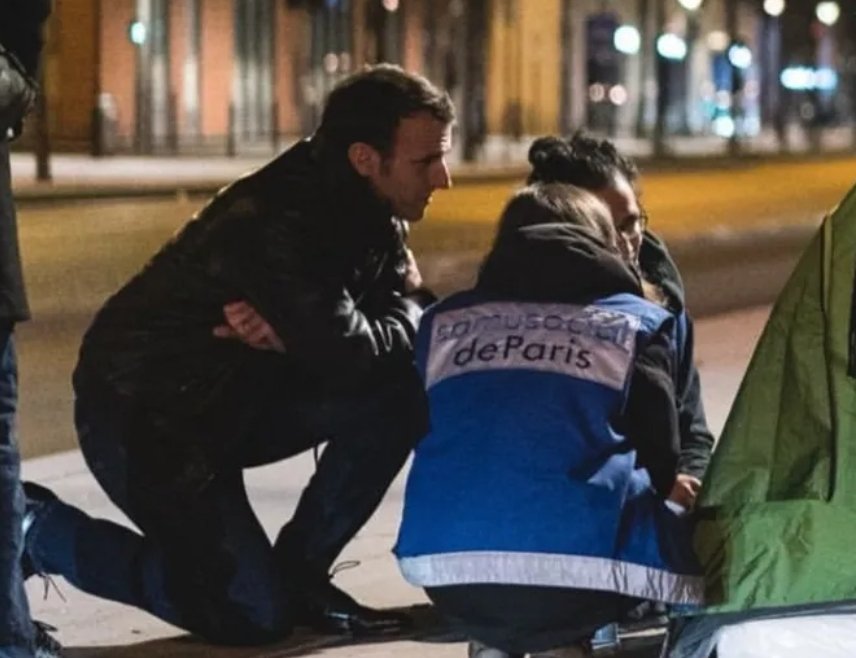 phenixpotin's tweet image. -Dites,  vous savez qu'il y a des lycées où il fait très froid également.  Ça vous dirait de devenir enseignant ? Parce que,  visiblement,  vous ne supportez pas trop mal les conditions extrêmes.
On en reparle autour d'un bol de Royco, quand votre bouche aura dégelé...