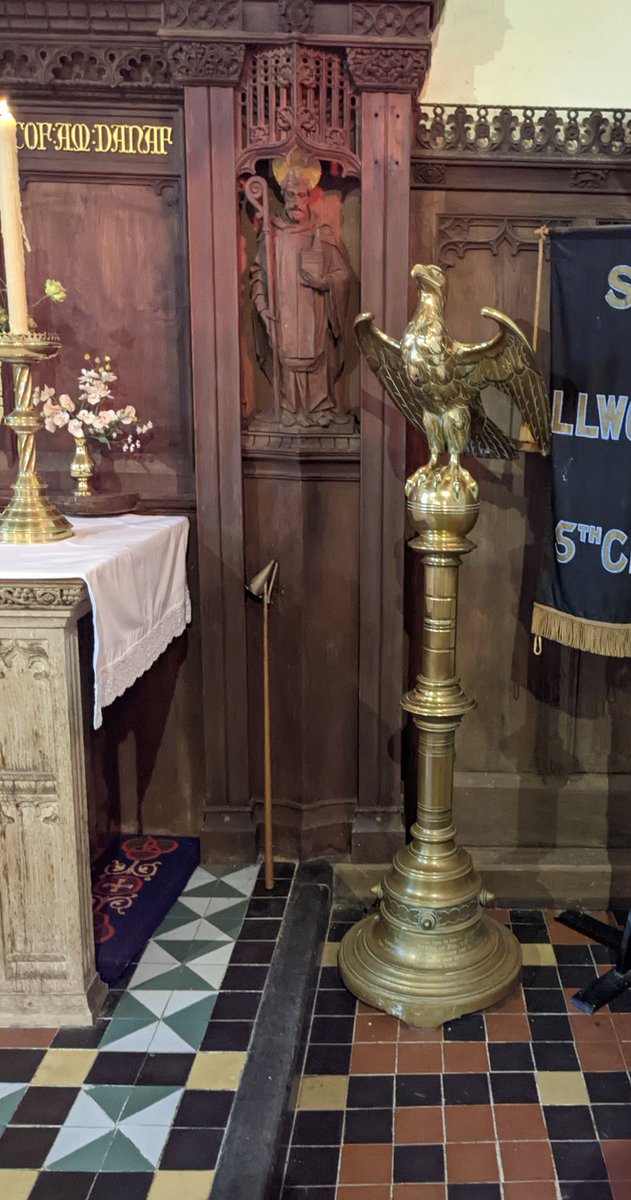 bethenachannel's tweet photo. Haven't posted an eagle lectern for a while so let me remedy that, though it's not got a lot of meat on it and I prefer them plump. Reredos by Caröe floor by Withers. New Quay. https://t.co/OOIDW7x0GV