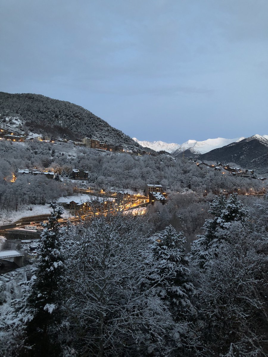 rakel_ip's tweet image. Bon dia! #Andorra #Anyòs #meteo