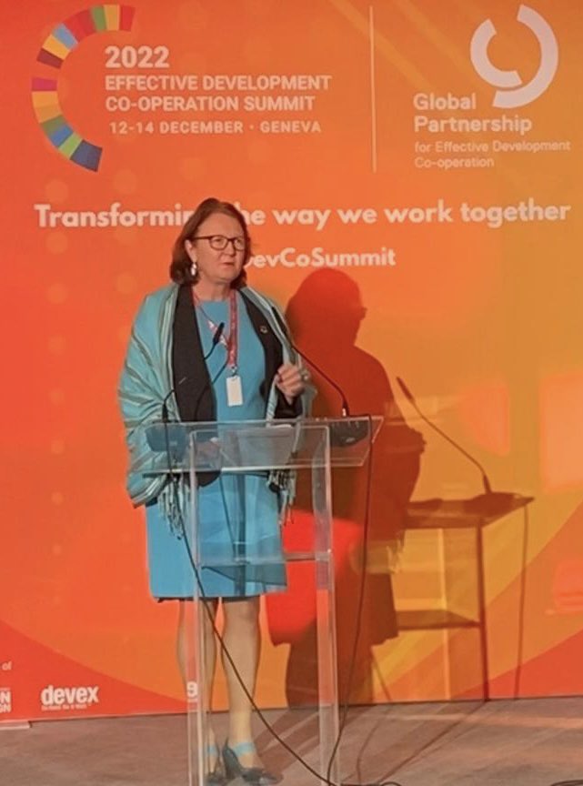Shift the power! More locally led development = more effective dev’ment cooperation. High quality funding should ➡️ local actors, while ensuring mutual accountability. Local actors include national and subnational authorities, communities, and civil society. #GPEDC #DevCoSummit