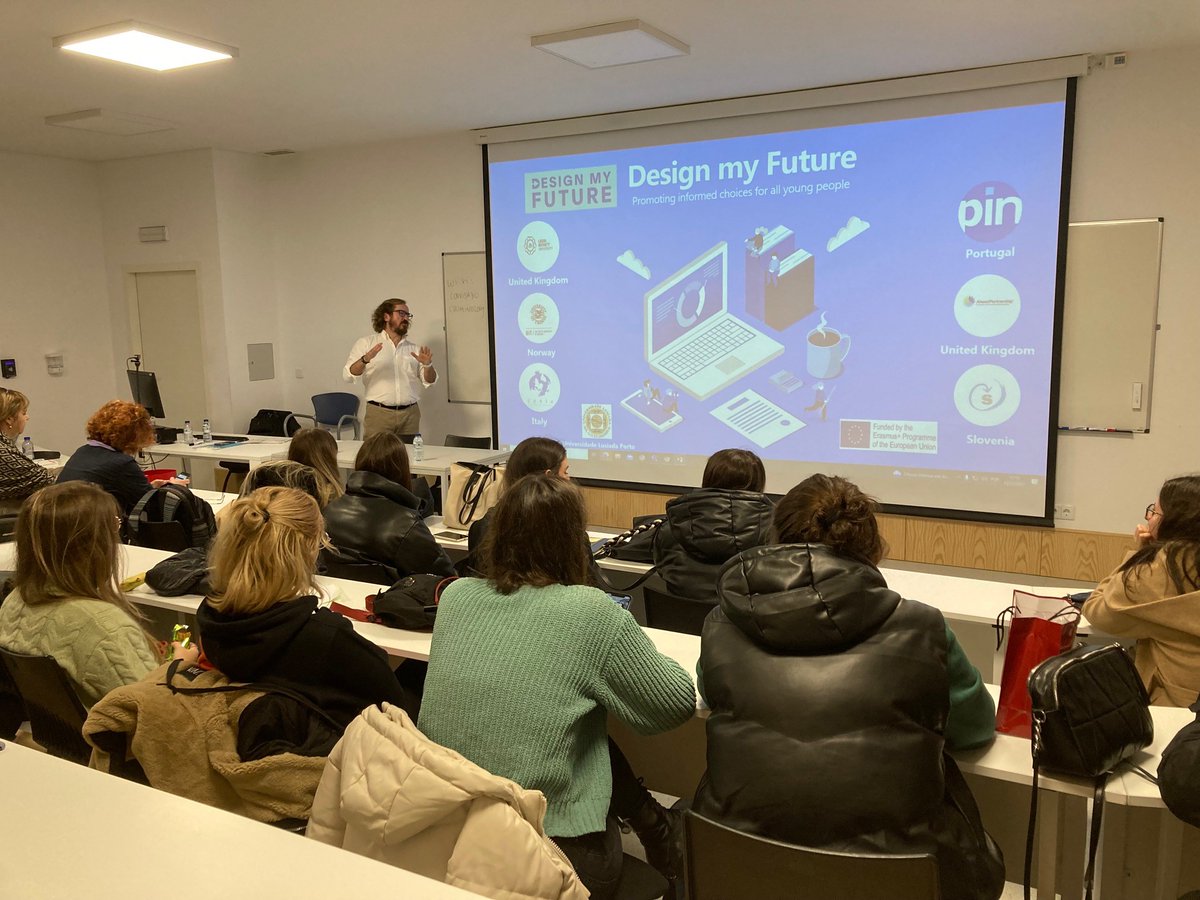 DesignMyFuturEU's tweet photo. 👏 Thanks to all attendees joining us for the project's final conference today. @Pedr0Rodr1gues from @pinneuroscience is now presenting the findings from our parent research and the parent/carer guide produced to help them talk about future goals with their children (IO3)👪 https://t.co/uR6ggyQxyP
