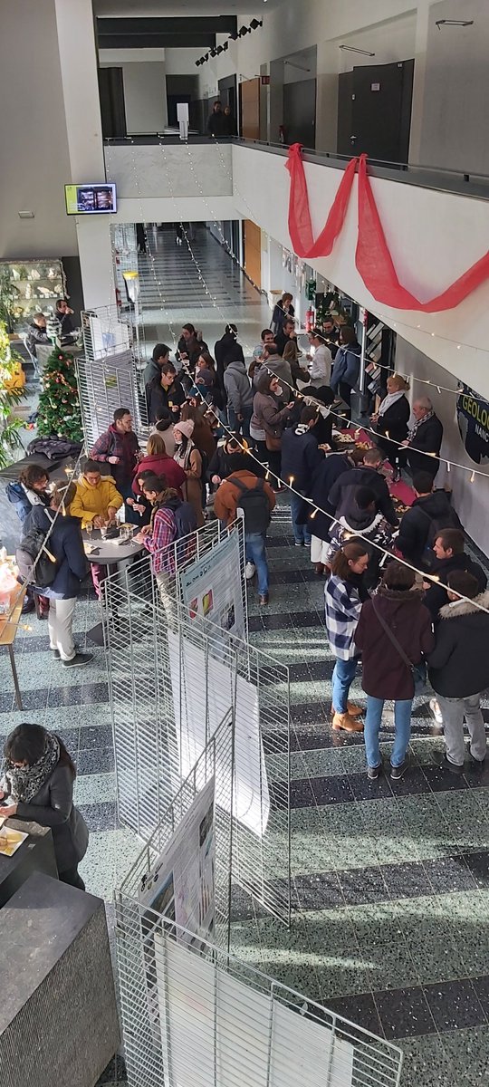 PhDay de GeoRessources !
Présentation des travaux des doctorants, puis moment convivial organisé par les doctorants de GeoRessources aujourd'hui <a href="/ensg_geologie/">ENSG_UL</a> 
Une belle journée !