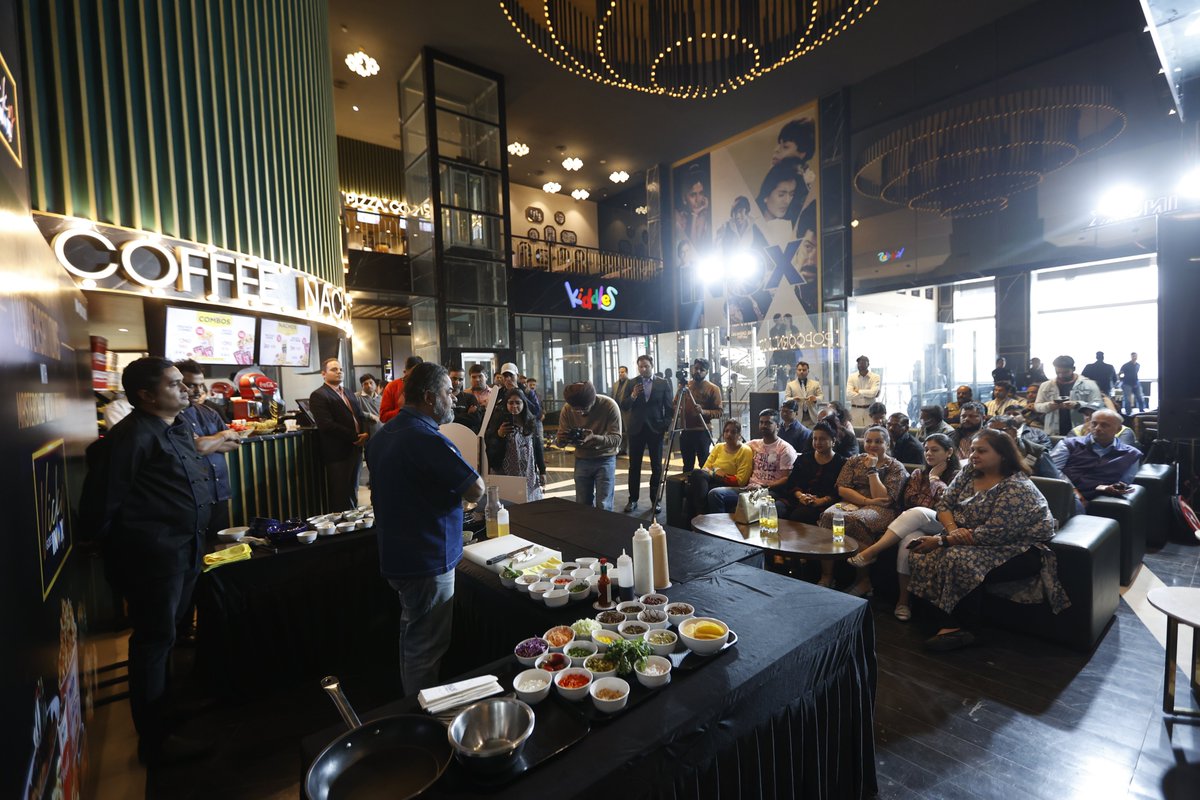 INOXMovies's tweet photo. Enjoy glimpses from the live & interactive Culinary Conversations with our Masterchef @VickyRatnani at G.T Central Mall, Jaipur. Everyone present loved the gourmet session with #VickyTheChef!
#INOXXVicky #gourmetfood #INOX #LiveTheMovie https://t.co/SkQkV8sgVs