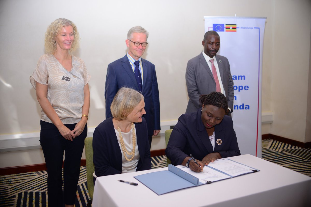 EUinUG's tweet photo. Together with the German Government, we had the pleasure today to launch the #GetAccess Mini-grid Solar Programme, a €35 million (Ugx 136b) initiative to support the electrification of Uganda’s rural areas and contribute to the transition towards renewable energy. #EUandUganda https://t.co/Yv4tRxkgVi