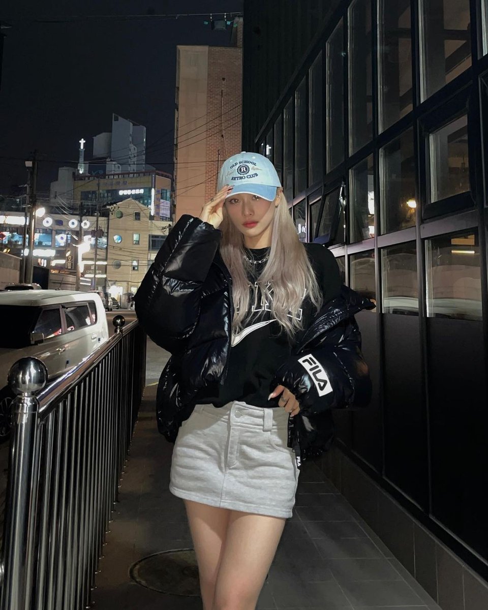 ⁣ ͏͏͏͏͏͏
　
       floralfields.⠀⠀⠀⠀⠀⠀⠀
       dec 13. 08:33 pm
       makati.

           灰羽 アリサ
           haven't even lasted a week in
           japan. i just had to leave, huh? 

⁣