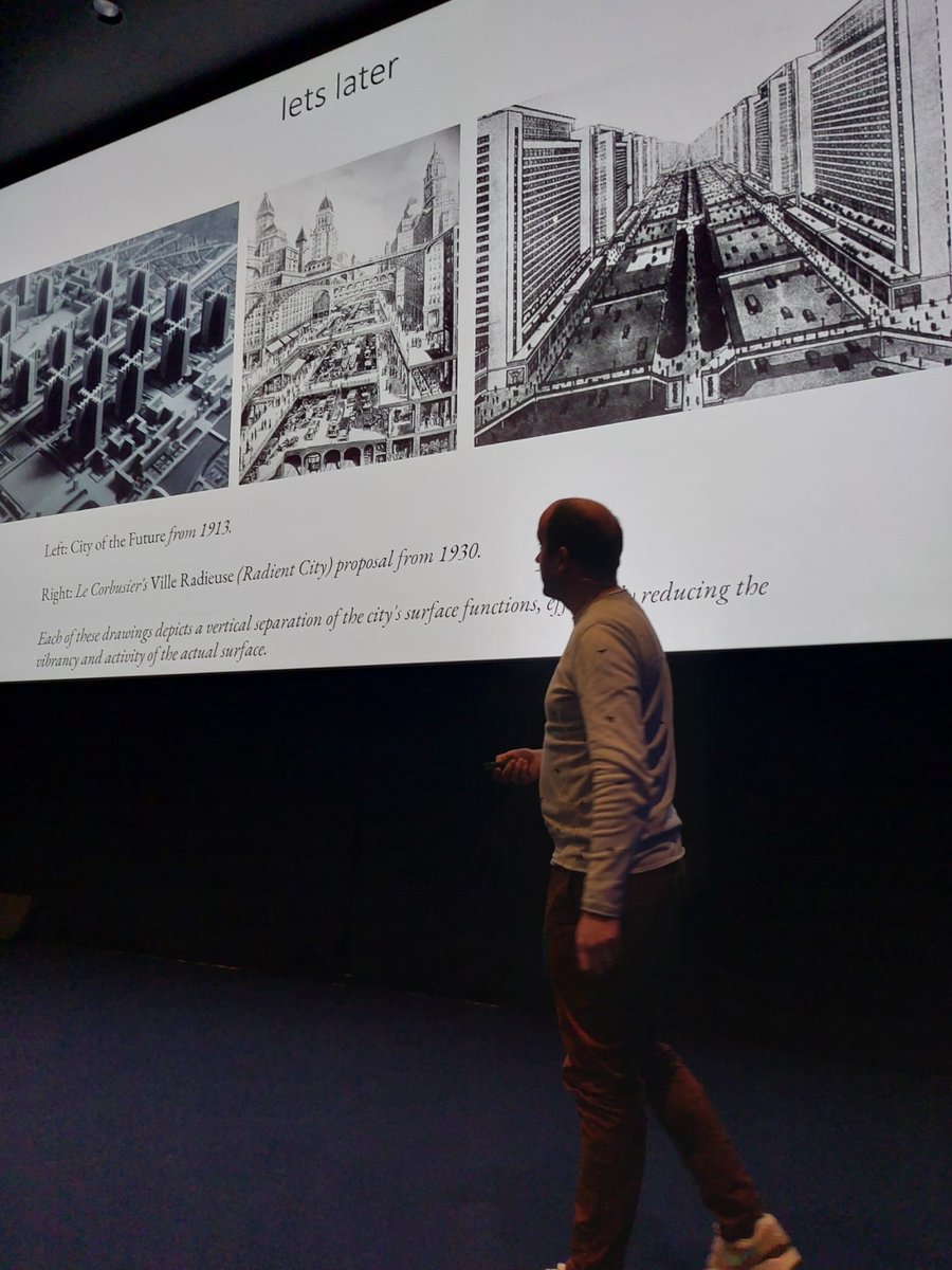 Op 7 december vond in Helmond de eerste piloteditie plaats van <a href="/nightofthenerds/">Night of the Nerds</a> on Tour, waar 600 scholieren enthousiast zijn gemaakt voor techniek en creativiteit. Collega’s Luc Spee en Wouter Beelen verzorgden een workshop over het ontwikkelen en bouwen van een slimme stad.