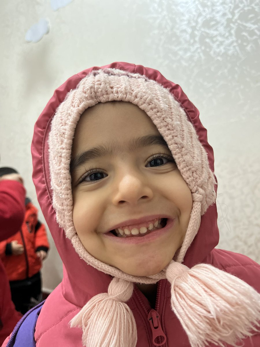 Öğretmenim soğuklara hazırım ben üşümem ki dedi😂 Kışa hazırız kombinimizz