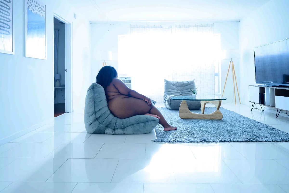 bbwboss101's tweet photo. All i want for Xmas....A BBW woman &amp; Netflix #BigBeautifulWorld https://t.co/h3sB6cERX4