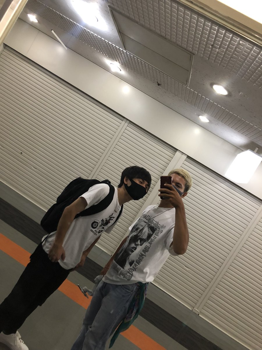 レイリーチャンネルが終わることになり、その旨を伝える動画が先日、出されました。
多くのコメントを頂き、自分達にこんなにも多くのファンの方がいたんだなとしみじみ感じました。
第99回箱根駅伝をもって、YouTube活動は終了いたしますが、その日が来るまで全力で駆け抜けようと思います。
最後まで