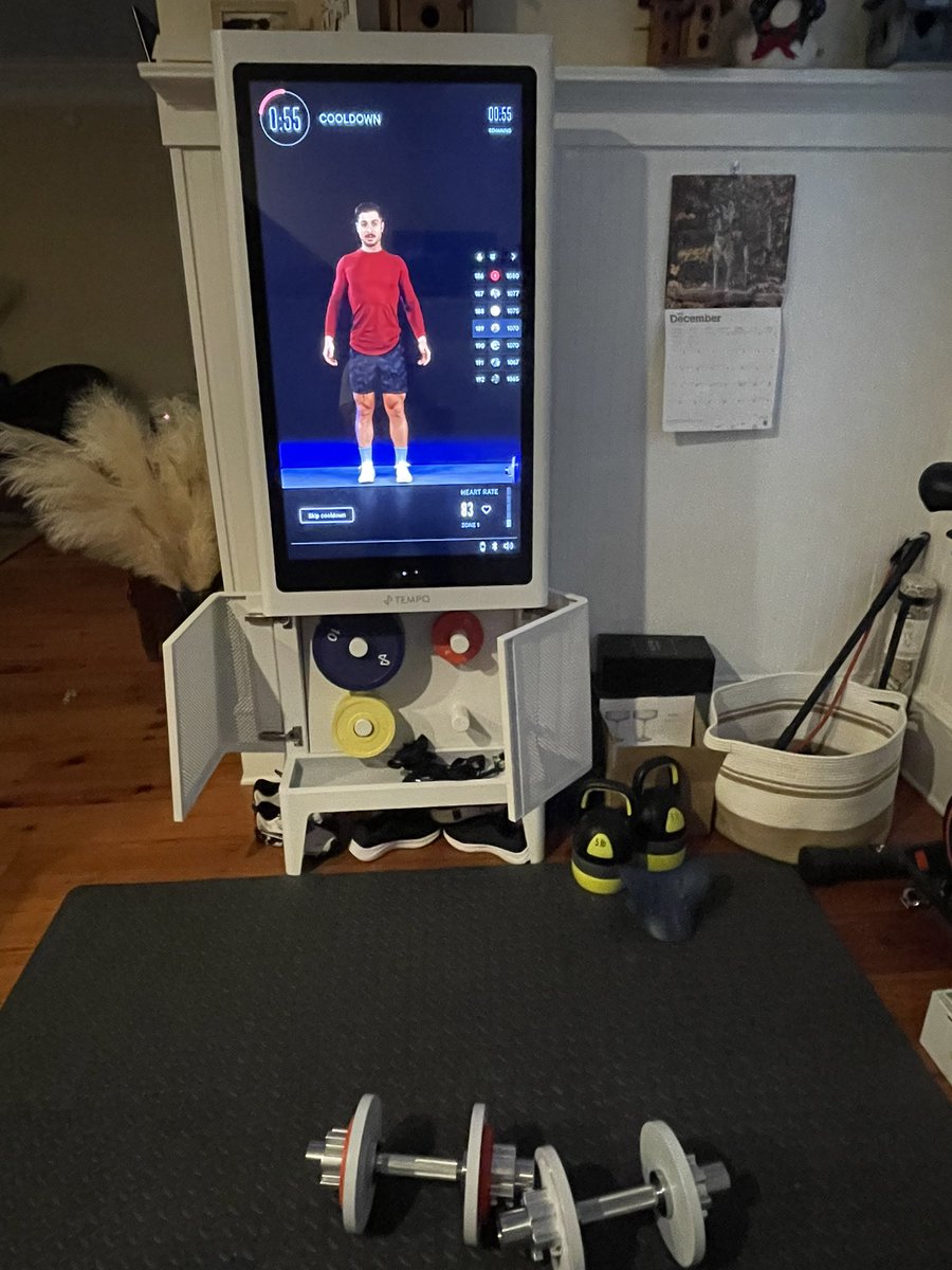 JustaSean's tweet photo. As I was completing my workout, someone wanted to observe up close.
#tempo #tempofit #greyhound #verothehero https://t.co/6ZSv8d8bOO