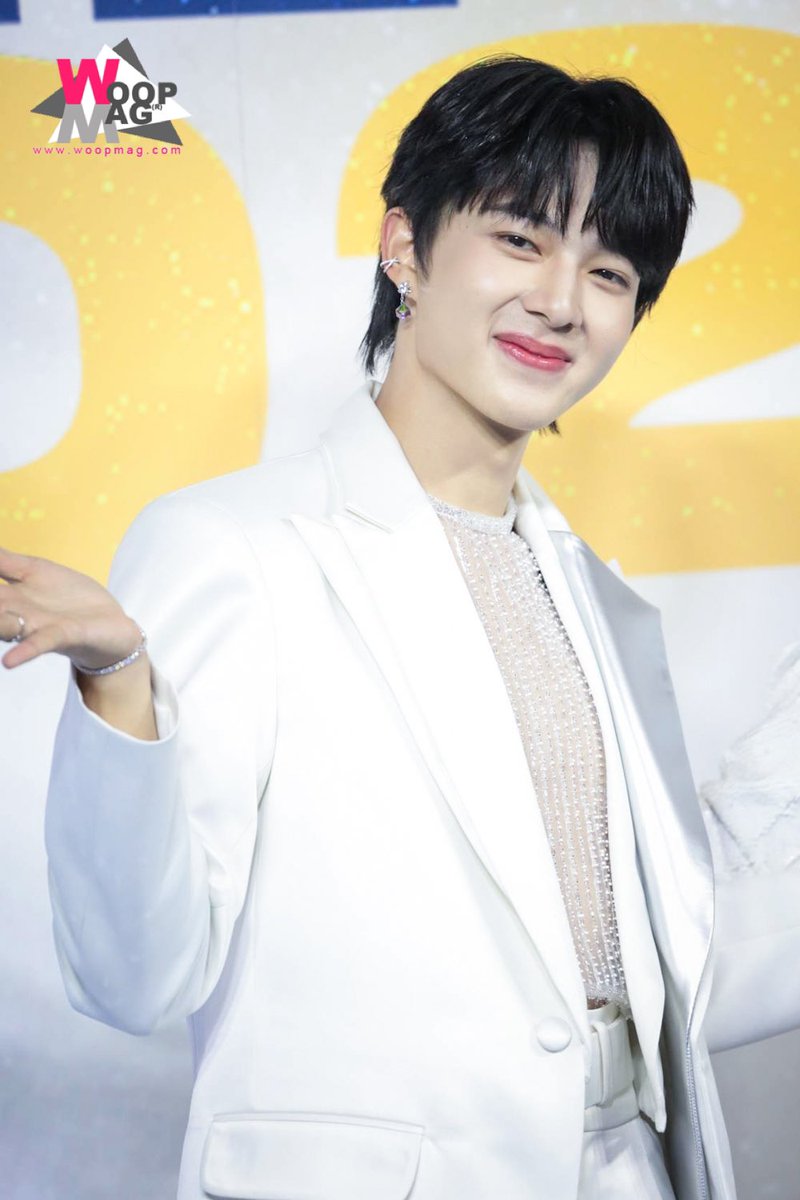 NuNew Chawarin VN Fan tweet media