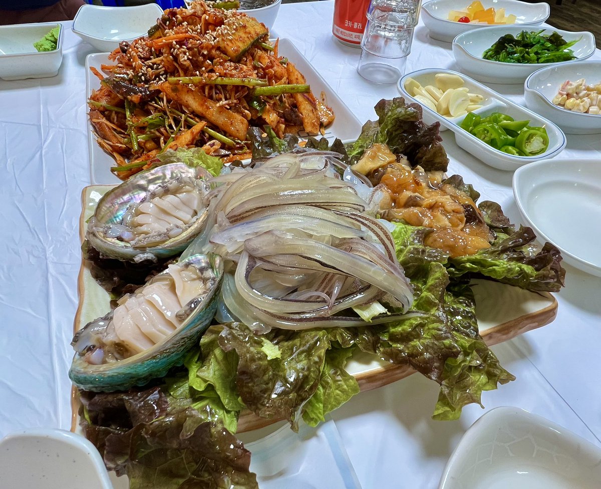 레오킹어 tweet media