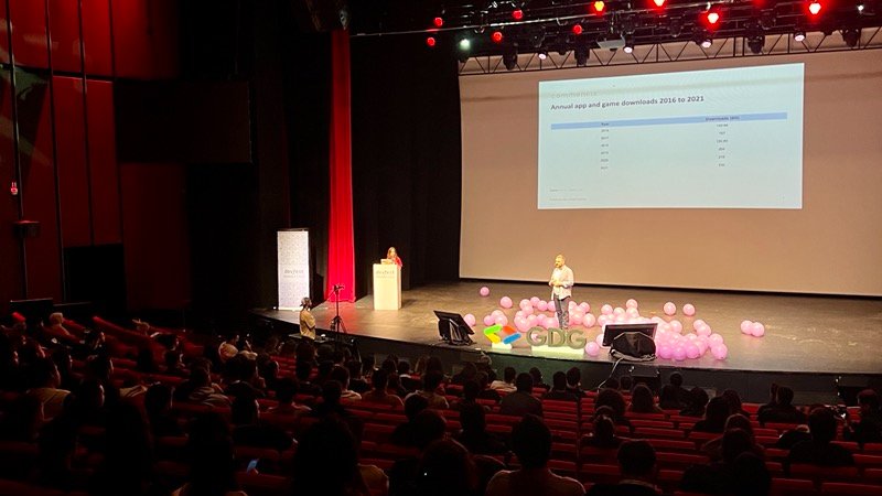 commencis's tweet photo. We had a great time at @GDGIstanbul #DevFest last weekend. It was a pleasure to be a gold #sponsor of this event. Thanks to everyone who showed interest in #Commencis and dropped by our desk to meet our team and take our quizzes.🙌🏻
#dfist22 #sponsorship #developer #devfest2022 https://t.co/8U5gjv7Xjf