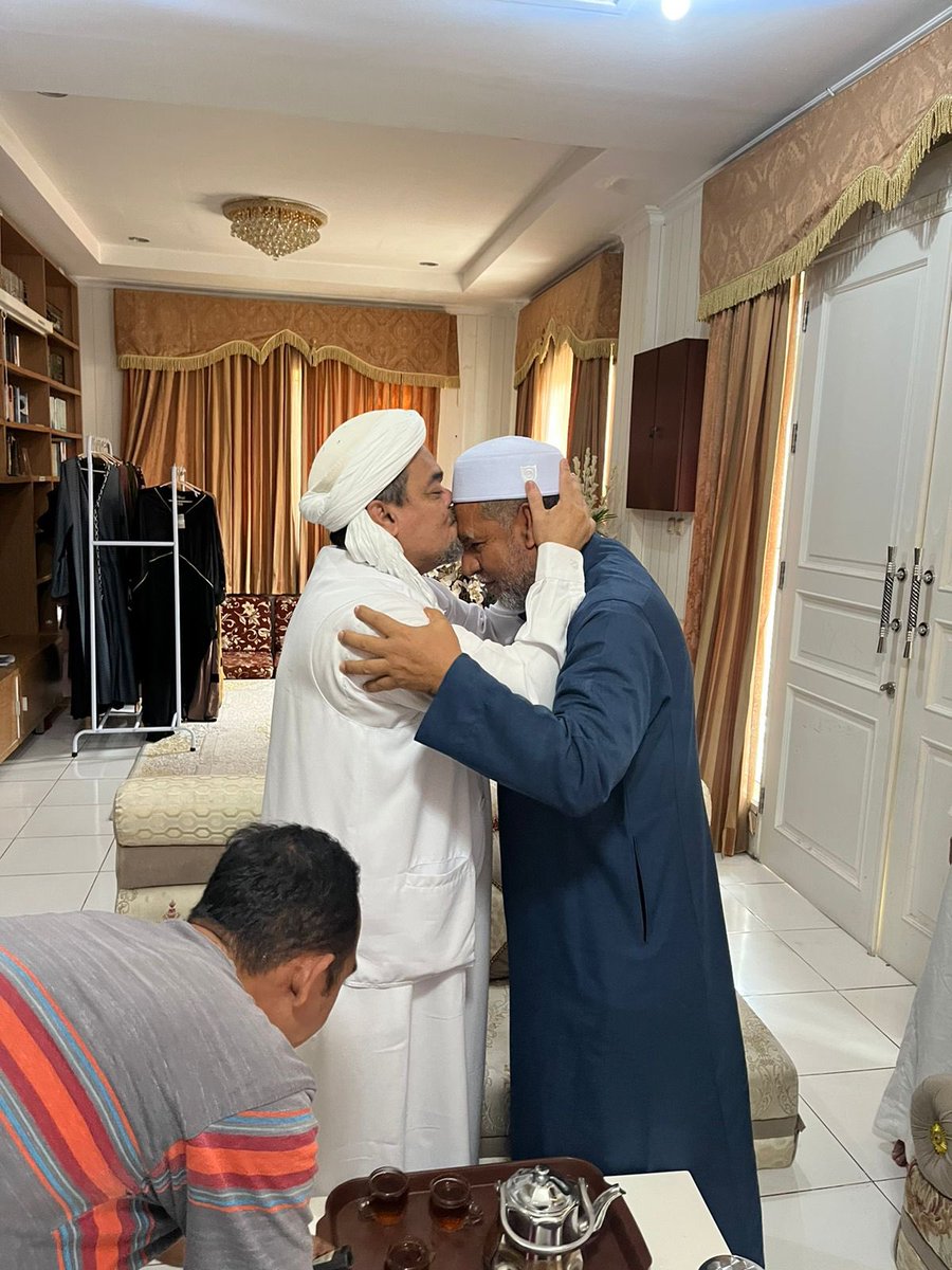 ustadhusain's tweet photo. https://t.co/xTLnBDaKqs