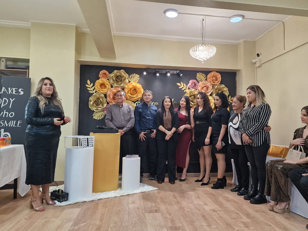 CECUbarcelona's tweet photo. Felicitamos a Jessica Morales, emprendedora ecuatoriana🇪🇨, quien realizó la reinauguración de su Academia de Estética, ubicada en la calle de Córsega 515, de la ciudad de Barcelona. https://t.co/sQAqicWdz6