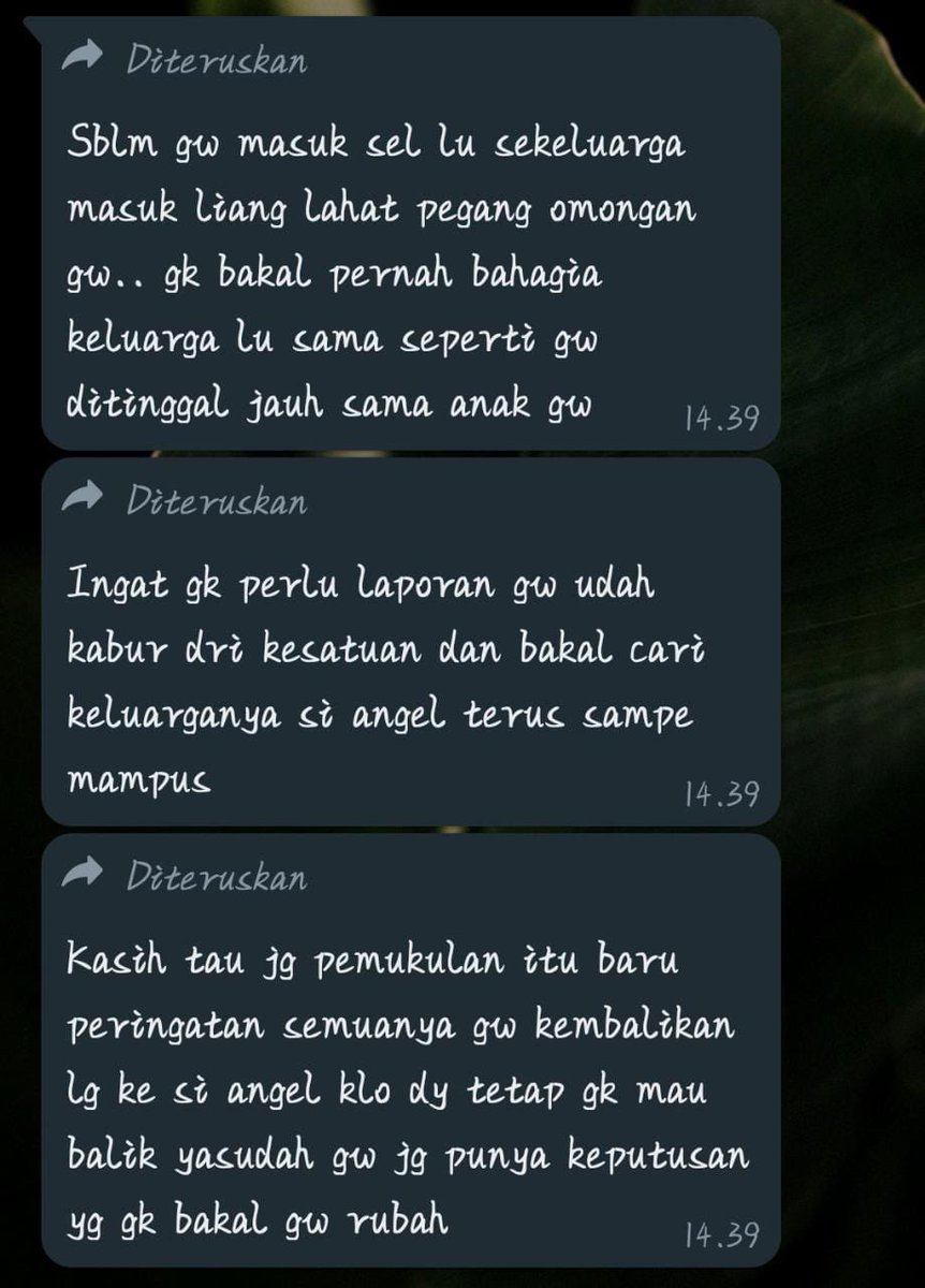 cinmauren's tweet photo. Ini kronologi dan sedikit cerita serta ancaman pasca penyerangan. Dan pelaku di lepaskan oleh warga. Jujur kecewa cuma melerai tanpa mikir bawa pelaku ke pihak berwajib. @txtdrberseragam https://t.co/oRtlp4wAra