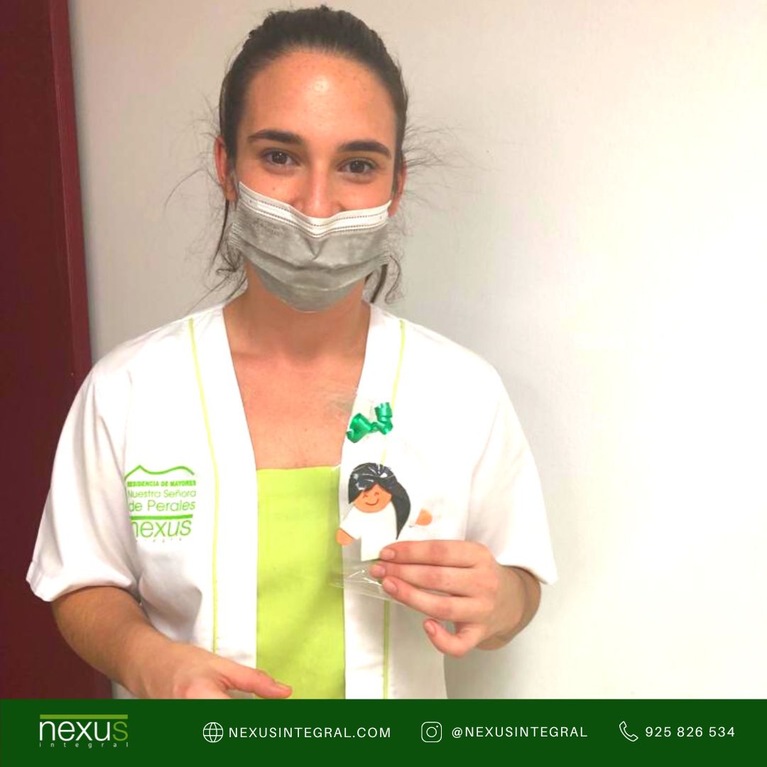 integral_nexus's tweet photo. 💚En la Residencia de Mayores de Arroyo de San Serván celebramos el Día del Cuidador💚

😍 Nuestros mayores han querido mostrar su agradecimiento a nuestras trabajadoras con estas artesanales muñecas personalizadas. https://t.co/VMOpJwttE8