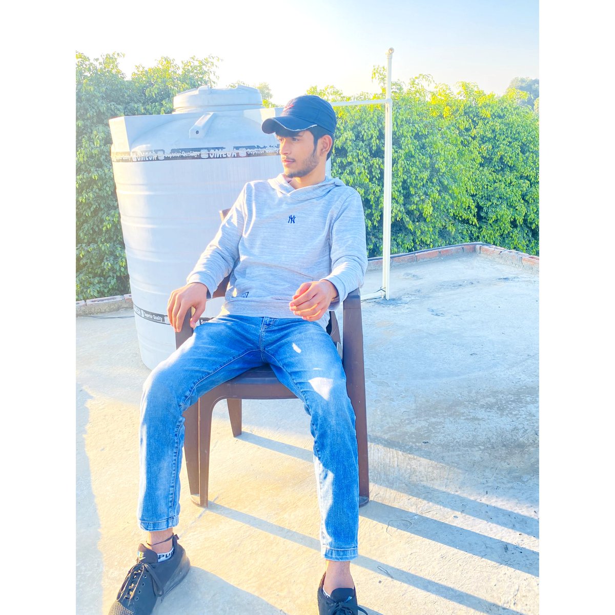 sammer9711's tweet photo. ❤️😘
#__sameer97 #sameer_ahmad #sameer_salmani #sameerahmad #sameersalmani https://t.co/wybiW1wlpd