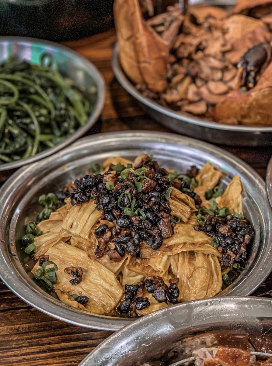 FunShareFS's tweet photo. Foshan old store | This claypot old fire soup worth eating unlimited times!#food #special #funsharefoshan https://t.co/LRnGYzLIlK