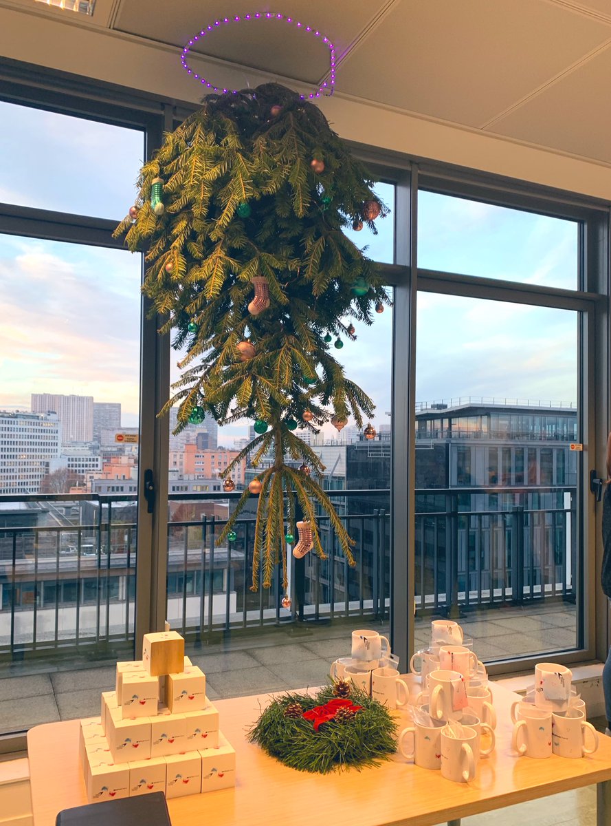 Ce matin, petit-dej inédit sur l’#immersif et le #Metaverse en partenariat avec <a href="/i2l_France/">Immersive Learning Lab</a> ⚡️ 
Un thème qui passionne notre écosystème depuis un an maintenant ✔️ Réalités ? Usages ? Enjeux ? Merci à nos intervenants 🗣 <a href="/MetaFrance/">Meta France</a> <a href="/GroupeBPCE/">Groupe BPCE</a> <a href="/UPECactus/">UPEC</a> <a href="/N_Dupain/">Nicolas Dupain</a> <a href="/anne_monneret/">Anne-Charlotte Monneret</a>