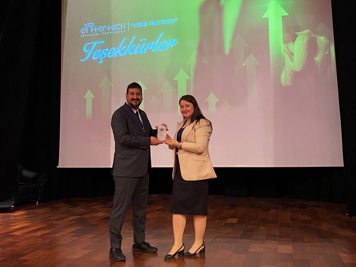 entertechtr's tweet photo. 📍@iucgirisimcilik kulübü tarafından düzenlenen "Gelişim Günleri'22" etkinliğine katılım gösterdik.

Entertech Girişimcilik ve Ticarileşme Müdürümüz Volkan Okutan, açılış konuşmasında @iu_cerrahpasa öğrencilerine ilham kaynağı olacak girişimcilik örneklerinden bahsetti. https://t.co/acHyWEpty3