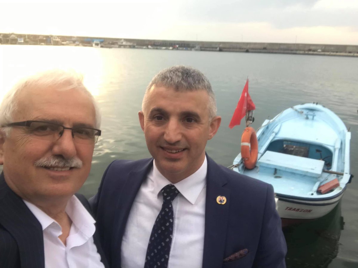 hbasrihatipoglu's tweet photo. Güzel adam teyzeoğlu Erdinç Tamtürk aldattın bizi sana bu yakışırmı Çocukların daha küçük senin bilirkişi raporlarına, Mali müşavirliğine, İstanbul adliyesinin ihtiyacı var, kimseyi incitmedin kırmadın, Aileye sevenlerine Allah’tan büyük sabırlar diliyorum, mekanın Cennet olsun https://t.co/5w6R5b6wSF