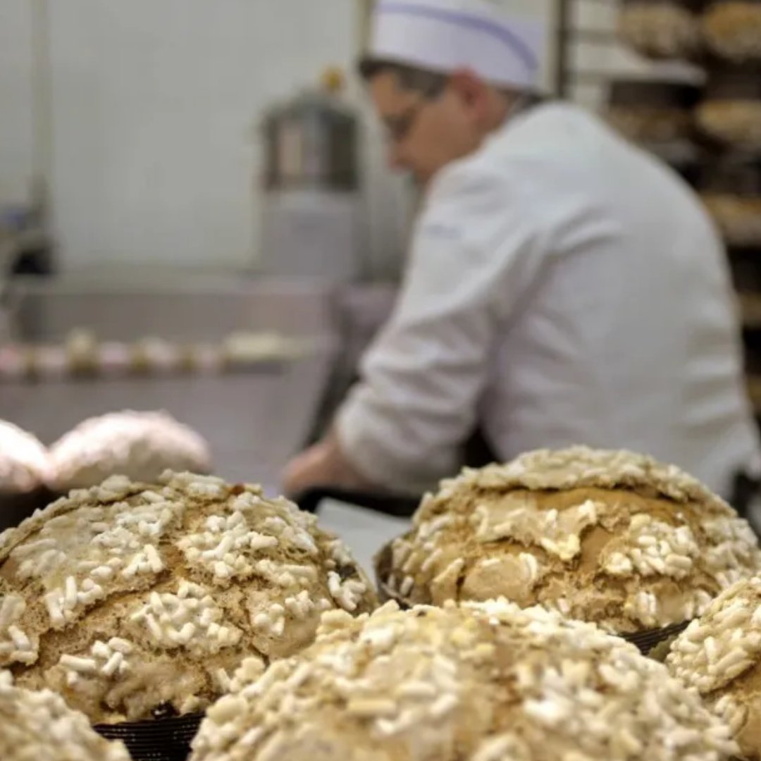 FriendsNino's tweet photo. How do you make your Christamas special? 
We got the answer. Nino and Friends Panettone Artigianale is in all our stores. 
#ninoandfriendsmoments #panettone #artigianale #stores #christmasiscoming #christmastime #familytime #italianexcellences #madeinitaly #homemade #checkitout https://t.co/lTtbkL2cFz
