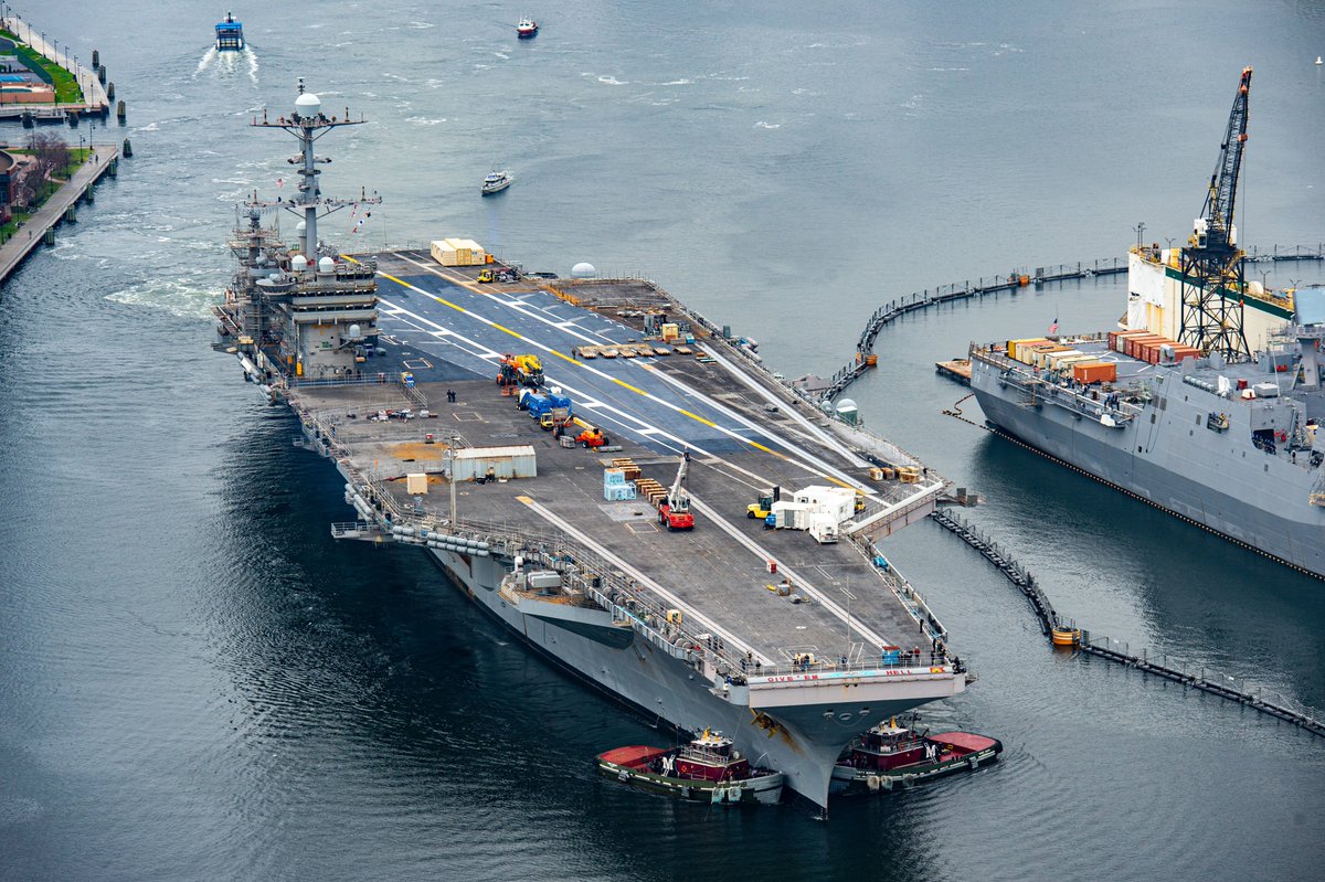 El 7 de diciembre el #CVN75 #USSHarrySTruman llegó al astillero de #Norfolk en #Portsmouth, donde en breve entrará en dique seco para su programa de modernización
navy.mil/Resources/Phot…
navy.mil/Resources/Phot…
navy.mil/Resources/Phot… #USNavy
