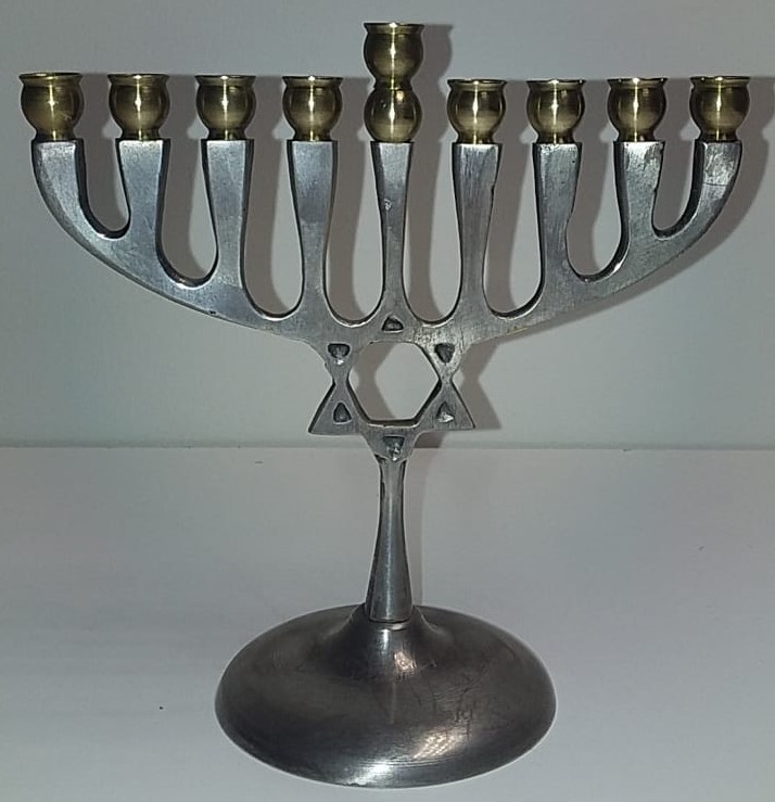 GrandOakAuction's tweet photo. Online Auction Including Judaica & Israeliana closes this Thursday evening.
https://t.co/gfRmEFQ63U
#JudaicaAuction #GreatDeals #SomthingDifferent #OnlineAuction #JohannesburgAuction #GrandOakAuctions https://t.co/vv0KPNSP8S