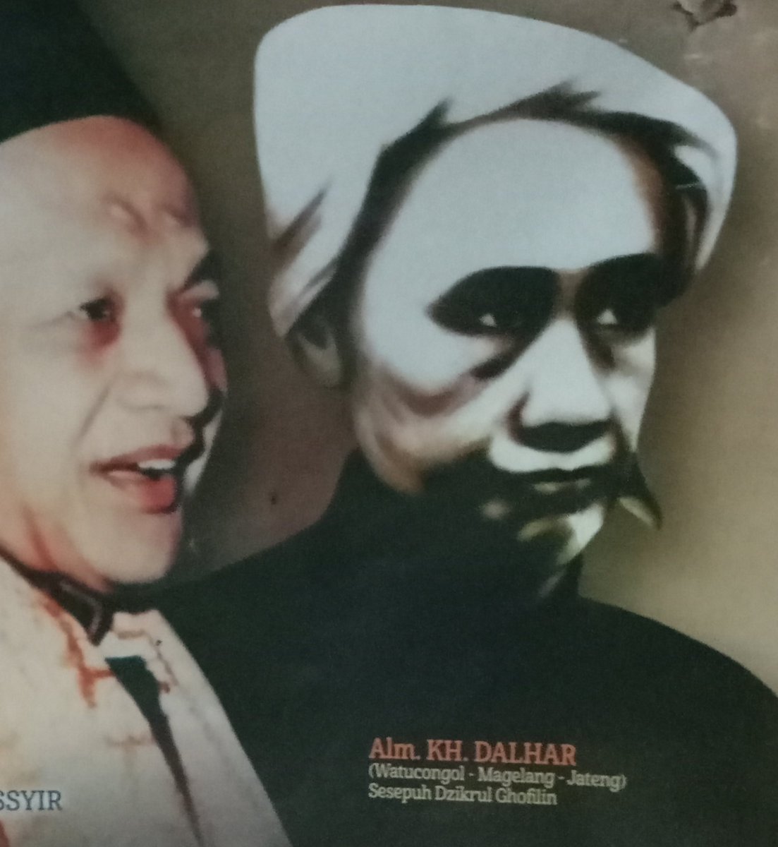 Mbah Yai Dalhar.... guru saya sering bercerita saat Mbah guru mondok di Mbah Dalhar,ketika Guru saya mondok di Mbah Dalhar,selam 2 tahun klo ngaji bawa kitab suara Mbah Dalhar gak kedengaran,tapi klo gak bawa kitab bisa dengar suara Mbah Dalhar