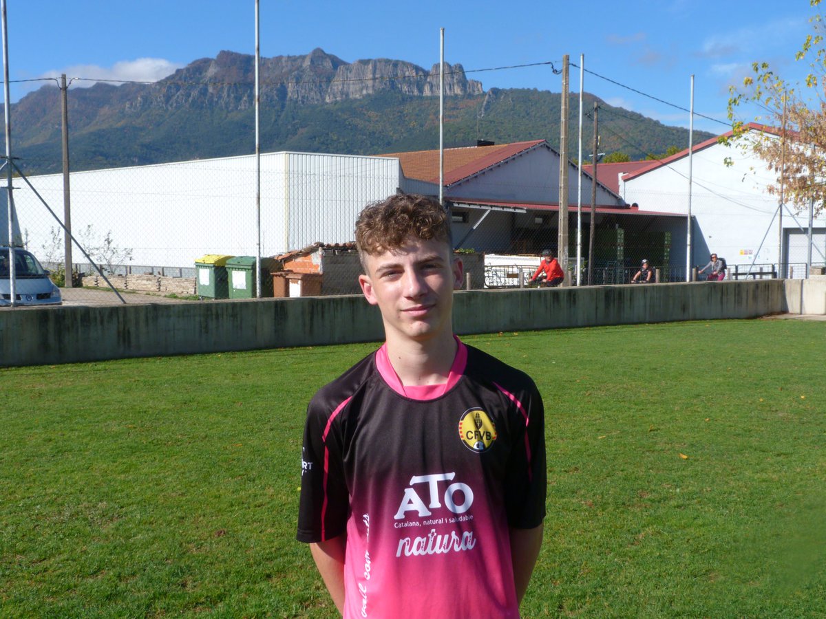 També desitgem una ràpida recuperació a un altre jugador del Cadet B, en Nil Barrancos, que dissabte es va trencar la clavícula al partit a Sant Joan Les Fonts. Esperem que estiguis bé aviat!