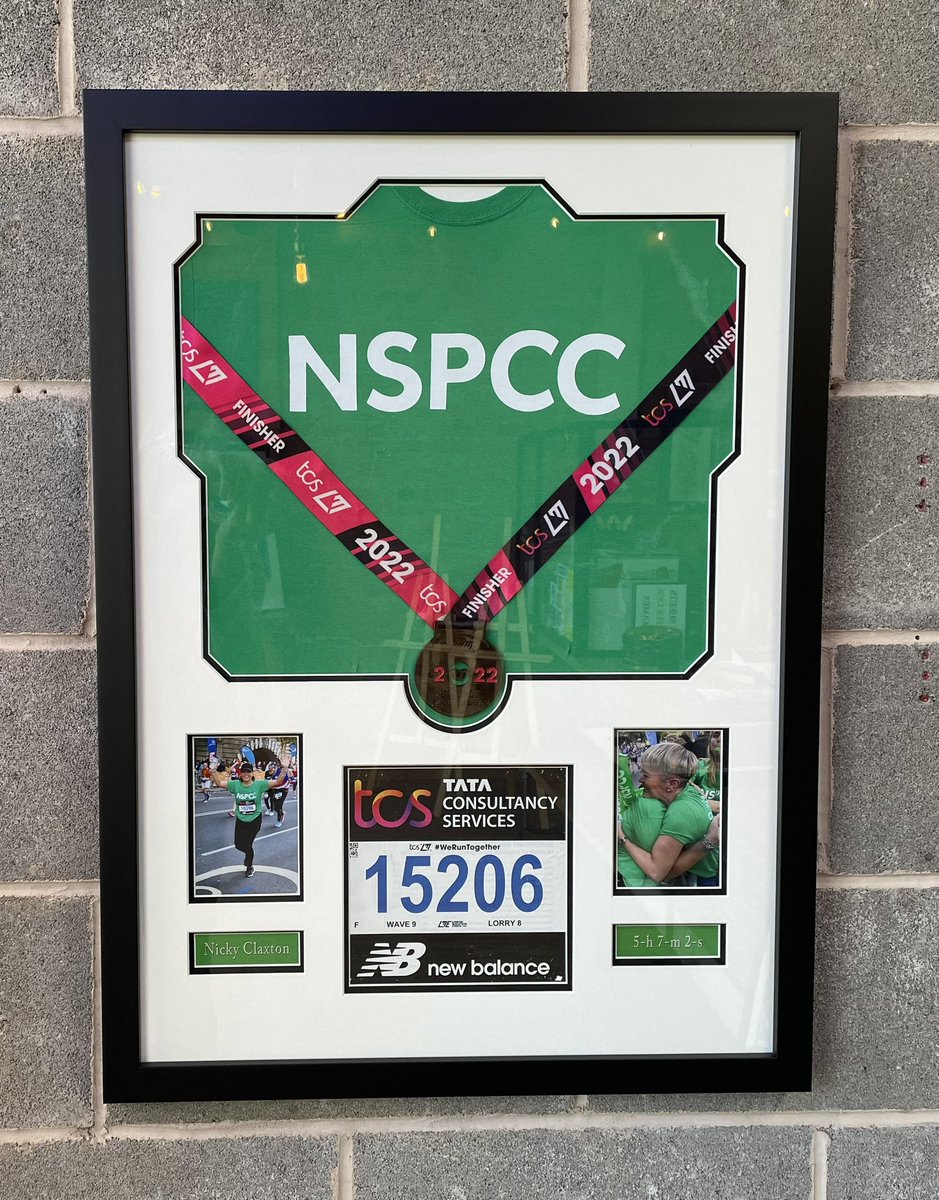 🎄🎅🏻🎁 Call at In2Frames today with your Christmas picture framing order! 🎄🎅🏻🎁

in2frames.com