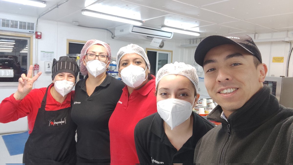 Angelotti_9's tweet photo. Hola karina y Toti buenos dias 🙂
Aca en Campamento ED1 con las mejores y las mas bellas ♥️ a solo 2 noches de terminar el turno. Excelente Equipo 💪🏻 
Que tengan un buen día 🍀🫶🏻
#despiertaconchv https://t.co/NolZPHBfAm