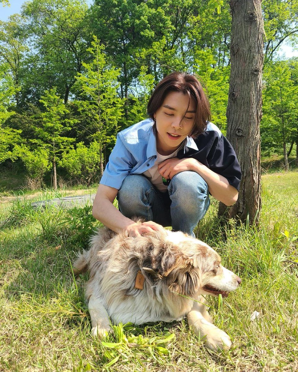 cycIohexane's tweet photo. Andito na din naman ako, might as well post these photos from yesterday. 🐶 https://t.co/UhMDKmezSG