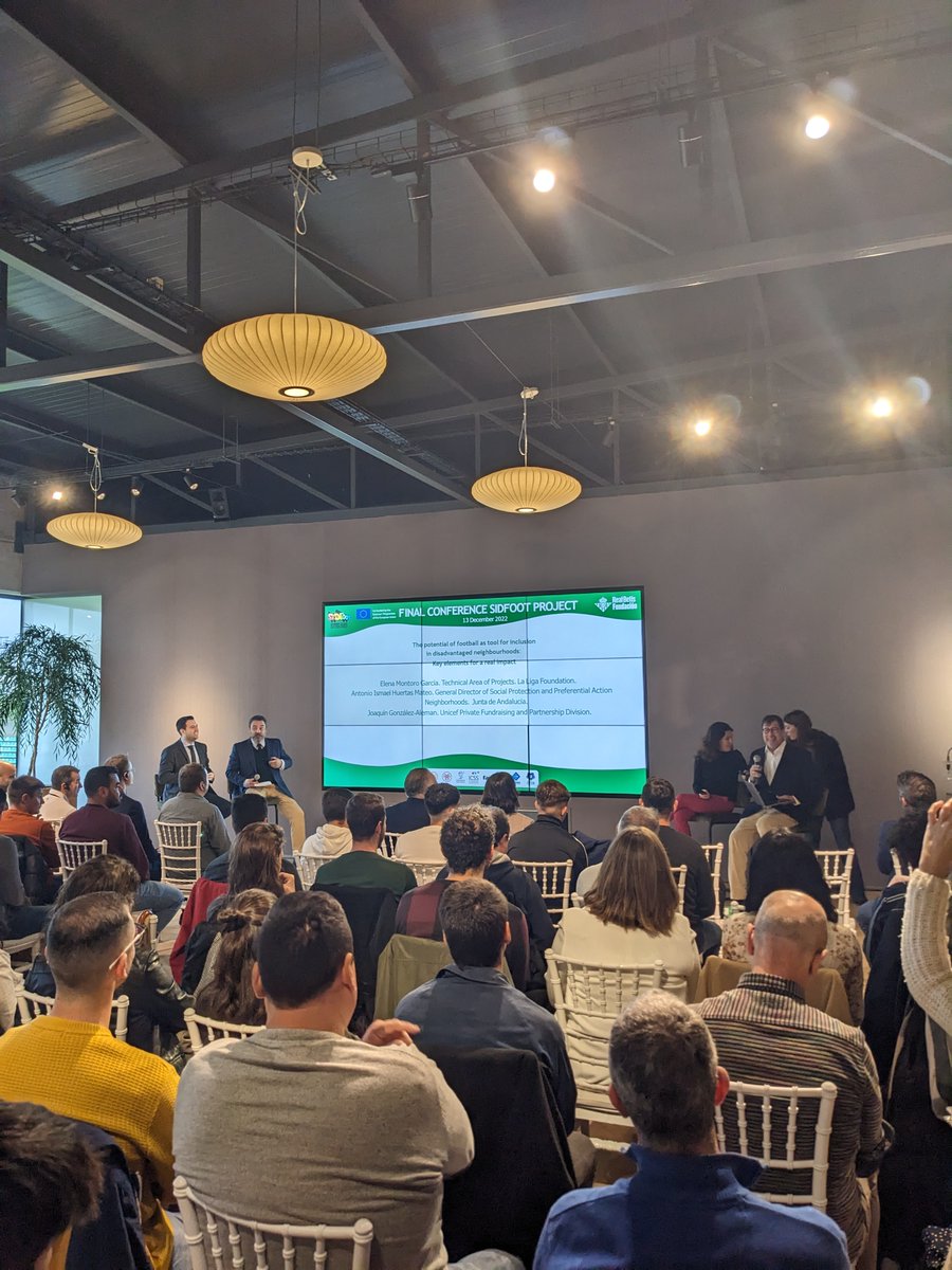 SIDFOOT_project's tweet photo. First impressions of the Final Conference of the Sidfoot Project in Seville. We have an eventful day ahead of us. We will learn more about the outcome and the results of the researches of the trainers who implemented the project in the disadvantaged areas.
@elhaze @EUErasmusPlus https://t.co/802N2HFrtK