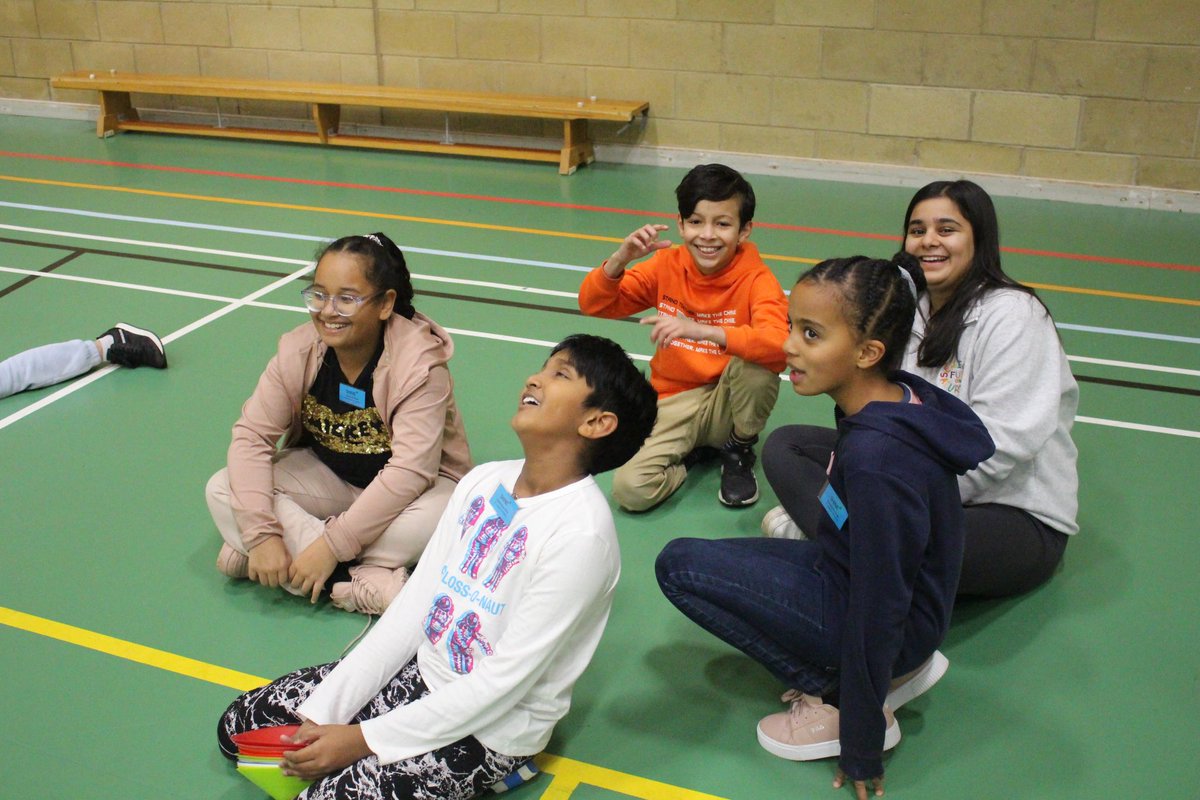 SheffieldSHINE's tweet photo. This week's fun! we did PE , looking into team work and cheering each other on in relay and other activities held! After the students learnt about WW1 with problem solving, very challenging! https://t.co/lqaWnymLPQ
