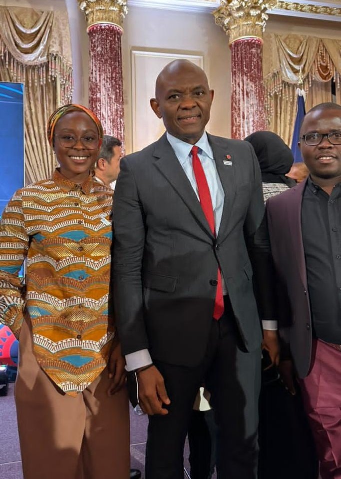 UwezoEmile's tweet photo. Talking about "How leadership is not at all about position or money we do have but more about they way we think about the future of our communities and the way we work for positive change wherever we are in whatever we do for changing lives."
@AShingiro  @GeneralNeva https://t.co/QR8QB2yDx8