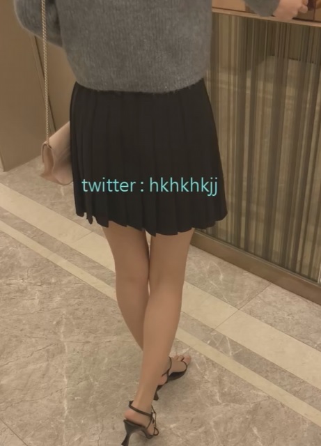 3 pic. 尾隨射鞋 好像去完派對回家 這些款真的超爽😍好似魚嘴一樣套插 震了幾次才完事💦爽死了~意猶未盡呢 預覽片 : https://t.co/xES0M4txBB 真的不能錯過~電報TG直接聯絡購買完整版喔❤️ #扫楼 #恋足 #打胶 #原味 #射鞋 #Cumshoes #洗樓 #跟蹤 #射精 #原味 #平底鞋 #高跟鞋 #靴にぶっかけ #ぶっかけ https://t.co/yo2mL38fO3